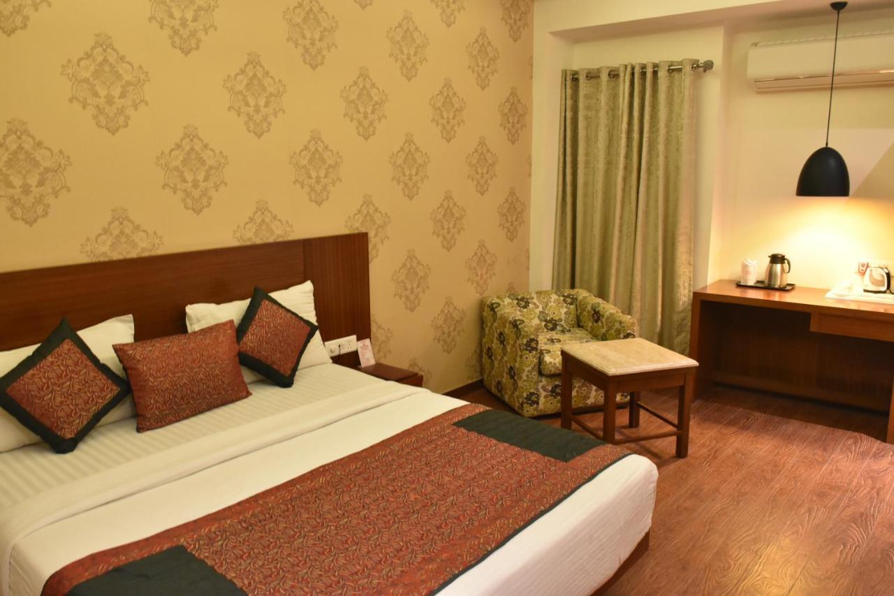 Hotel Lohias Delhi Airport Nueva Delhi Exterior foto