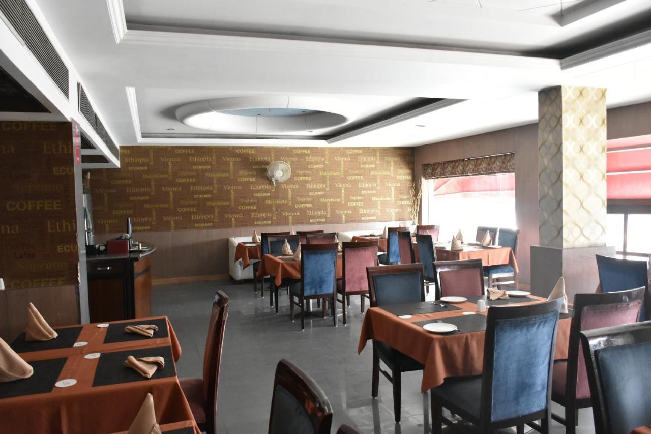 Hotel Lohias Delhi Airport Nueva Delhi Exterior foto